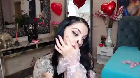 missjuliax online show from February 2025 01:05:02 PM