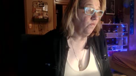 Snapshot of misskittyfox chatting on January 2025 01:56:02 AM MissKittyFox online show from January 2025 01:56:02 AM