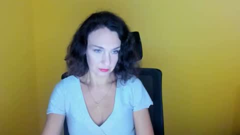 Snapshot of misskristyyy chatting on October 2025 11:21:02 AM Christina online show from October 2025 11:21:02 AM