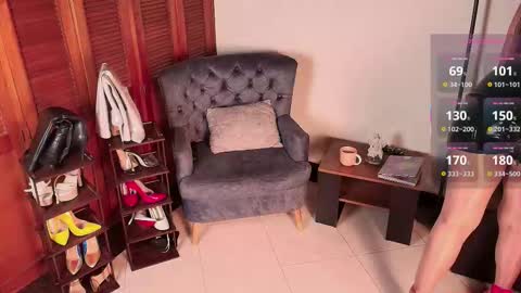 Snapshot of missmabelle_ chatting on October 2025 03:40:01 AM Im Valentina online show from October 2025 03:40:01 AM