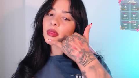 Snapshot of missmariana_ chatting on October 2025 12:22:02 AM missmariana_ online show from October 2025 12:22:02 AM