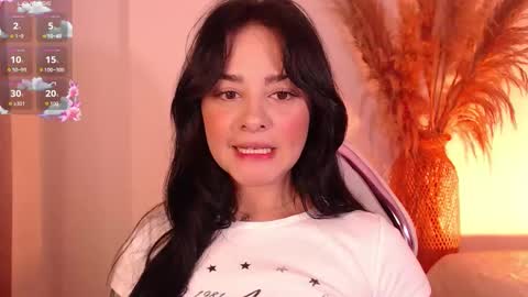 Snapshot of missmariana_ chatting on October 2025 12:34:01 AM missmariana_ online show from October 2025 12:34:01 AM