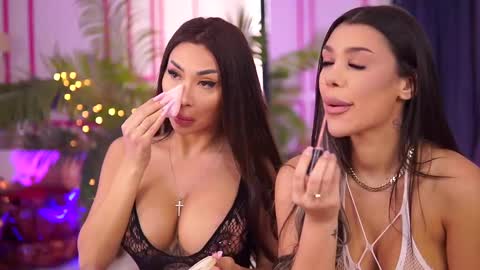 Missmo0n online show from February 2025 01:32:01 PM