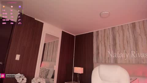 Snapshot of missnataly_ chatting on October 2025 09:58:02 PM Nataly Rivas online show from October 2025 09:58:02 PM