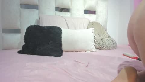 Snapshot of missnatasha05 chatting on October 2025 10:41:02 PM missnatasha05 online show from October 2025 10:41:02 PM