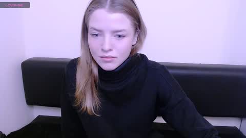 Olivia online show from December 2024 09:19:02 AM