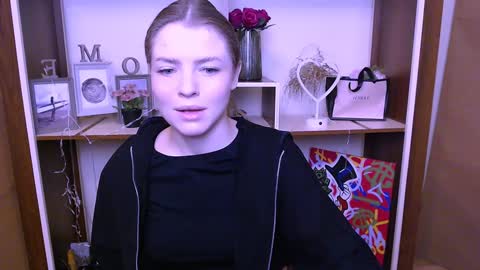 Olivia online show from December 2024 08:11:02 AM