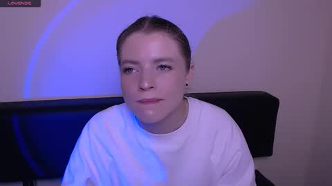 Olivia online show from November 2025 08:27:02 AM