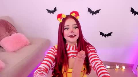 Pau Giraldo online show from October 2025 09:48:02 PM