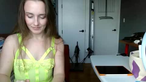 Summer West online show from January 2025 05:53:01 PM