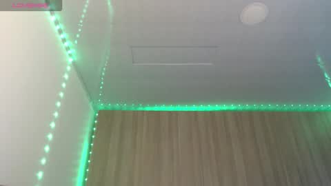 Snapshot of missy_kat87 chatting on October 2025 08:39:01 PM missy_kat87 online show from October 2025 08:39:01 PM