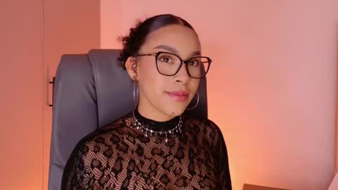 Missy Gainer online show from October 2025 04:02:01 PM