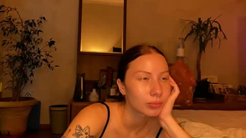 Zlata online show from September 2025 02:18:02 PM