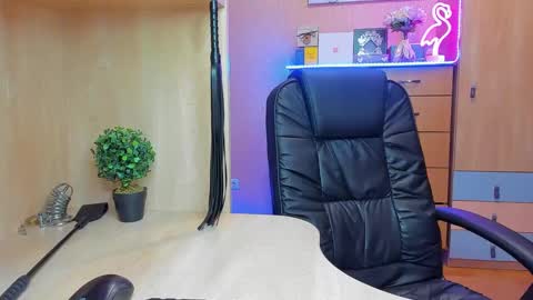 Mistress Kristi online show from February 2025 06:21:02 PM