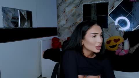 Snapshot of mistress_meryem chatting on October 2025 12:02:01 AM mistress_meryem online show from October 2025 12:02:01 AM