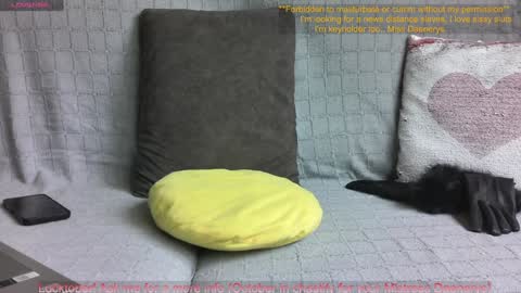 Snapshot of mistressdaenerys chatting on December 2024 09:00:01 AM Mistress Daenerys online show from December 2024 09:00:01 AM