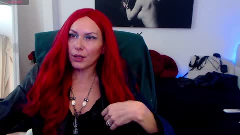 MistressEvelyn  online show from December 2024 05:38:02 AM