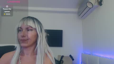 MistressEvelyn  online show from September 2025 07:19:02 PM