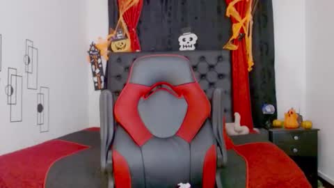 Snapshot of mistresslombana_666 chatting on October 2025 05:59:01 AM Mistresslombana online show from October 2025 05:59:01 AM