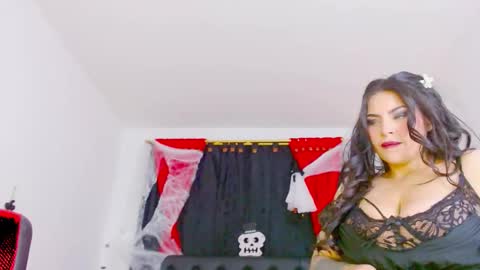 Snapshot of mistresslombana_666 chatting on October 2025 06:02:02 AM Mistresslombana online show from October 2025 06:02:02 AM