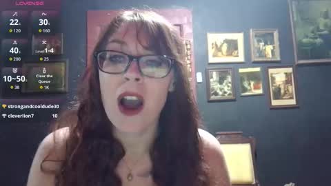 Snapshot of mistressthrope chatting on October 2025 11:12:02 PM MistressThrope online show from October 2025 11:12:02 PM