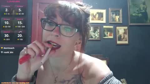 Snapshot of mistressthrope chatting on October 2025 01:50:02 PM MistressThrope online show from October 2025 01:50:02 PM