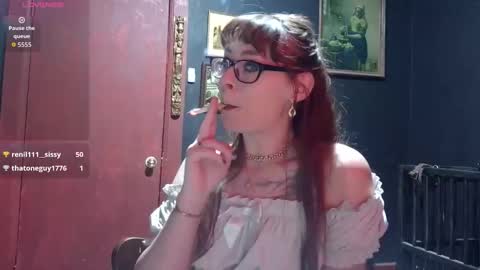 Snapshot of mistressthrope chatting on November 2025 03:06:02 PM MistressThrope online show from November 2025 03:06:02 PM