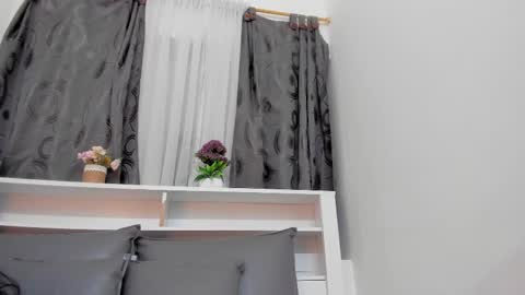 mistt_miaa online show from October 2025 07:05:02 PM