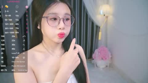 Snapshot of mit2244 chatting on October 2025 01:50:01 AM Mt online show from October 2025 01:50:01 AM