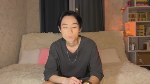Johnny online show from October 2025 05:21:01 PM