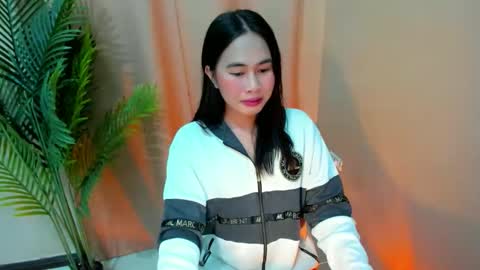 Mitsu online show from October 2025 01:02:02 AM