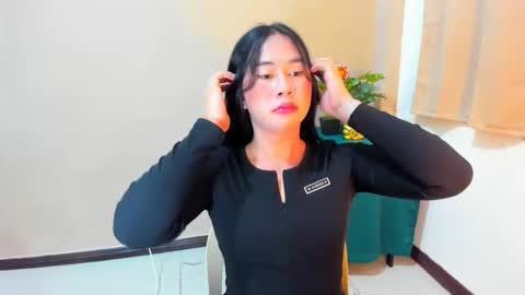 Mitsu online show from October 2025 02:12:01 PM