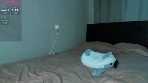 Snapshot of miumiumia chatting on December 2024 07:39:01 AM Mia 3 online show from December 2024 07:39:01 AM