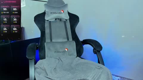 Snapshot of miumiumia chatting on January 2025 05:21:01 AM Mia 3 online show from January 2025 05:21:01 AM