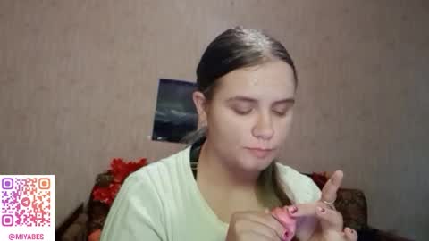 Snapshot of miyabe chatting on October 2025 01:34:02 PM Milana online show from October 2025 01:34:02 PM