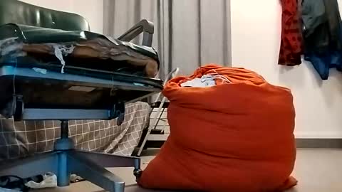 Snapshot of mizerze chatting on January 2025 09:13:02 AM mizerze online show from January 2025 09:13:02 AM