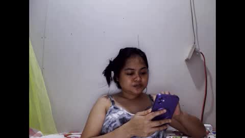 Cutiepie online show from February 2025 12:43:02 PM