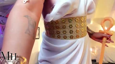 Snapshot of mizzhell_ chatting on October 2025 03:51:02 PM mizzhell_ online show from October 2025 03:51:02 PM