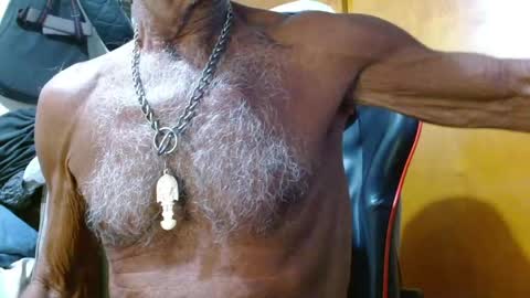 Snapshot of mjmadurengue chatting on January 2025 10:44:02 PM Mario jose online show from January 2025 10:44:02 PM