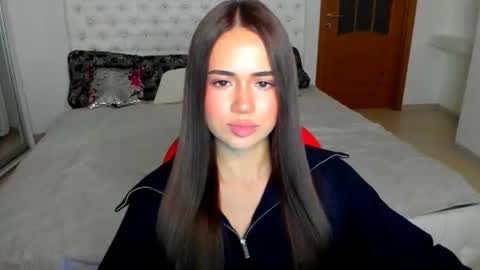 Beata online show from October 2025 05:26:02 PM