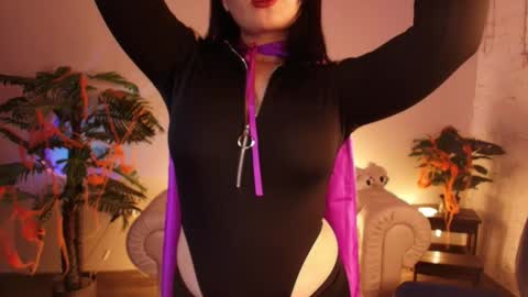 hey meet with me online show from October 2025 02:58:02 AM