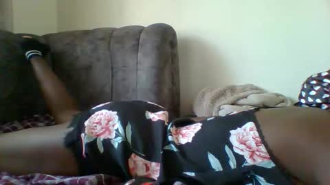 Snapshot of moandollars chatting on November 2025 06:47:01 AM moandollars online show from November 2025 06:47:01 AM