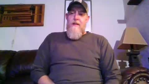 Snapshot of moeblick chatting on December 2024 01:04:02 AM moeblick online show from December 2024 01:04:02 AM