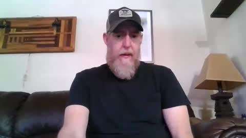 Snapshot of moeblick chatting on January 2025 06:10:01 PM moeblick online show from January 2025 06:10:01 PM
