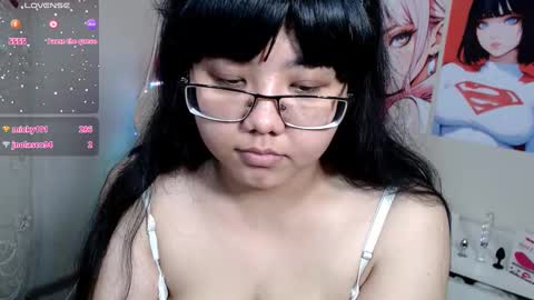 Snapshot of moertomlly chatting on February 2025 10:07:02 AM Molly online show from February 2025 10:07:02 AM