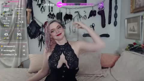 MohawkMischief online show from October 2025 09:22:01 PM