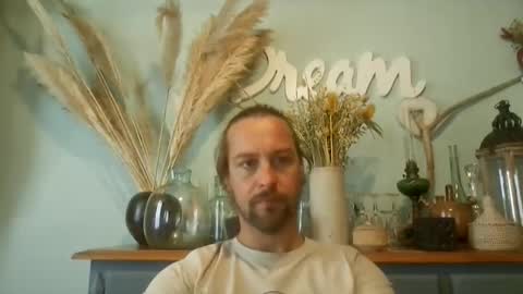 Julien online show from September 2025 10:16:02 AM