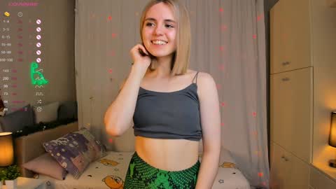 Snapshot of moirebroady chatting on January 2025 01:08:01 AM Laura online show from January 2025 01:08:01 AM