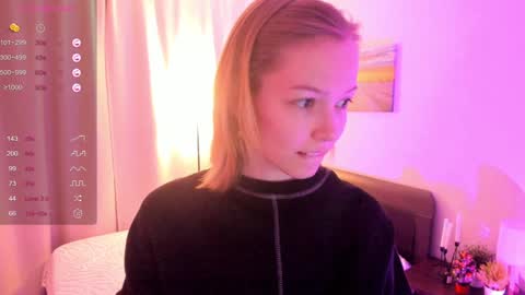 Snapshot of moirebroady chatting on February 2025 08:23:02 PM Laura online show from February 2025 08:23:02 PM
