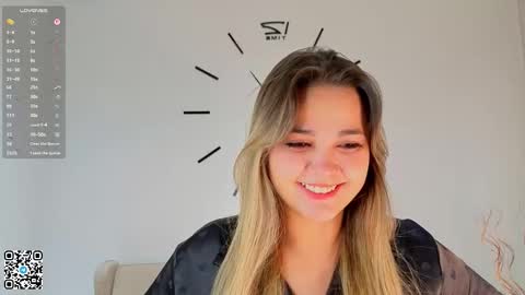 Snapshot of molliedeases chatting on October 2025 06:30:02 PM Kate online show from October 2025 06:30:02 PM